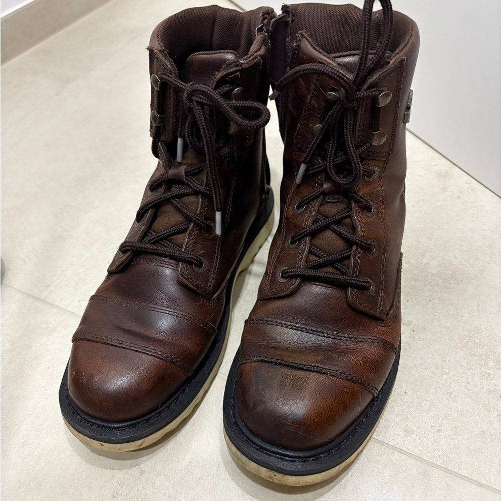 Harley-Davidson Marconi Riding Boots
-U.S. women’s 9.5